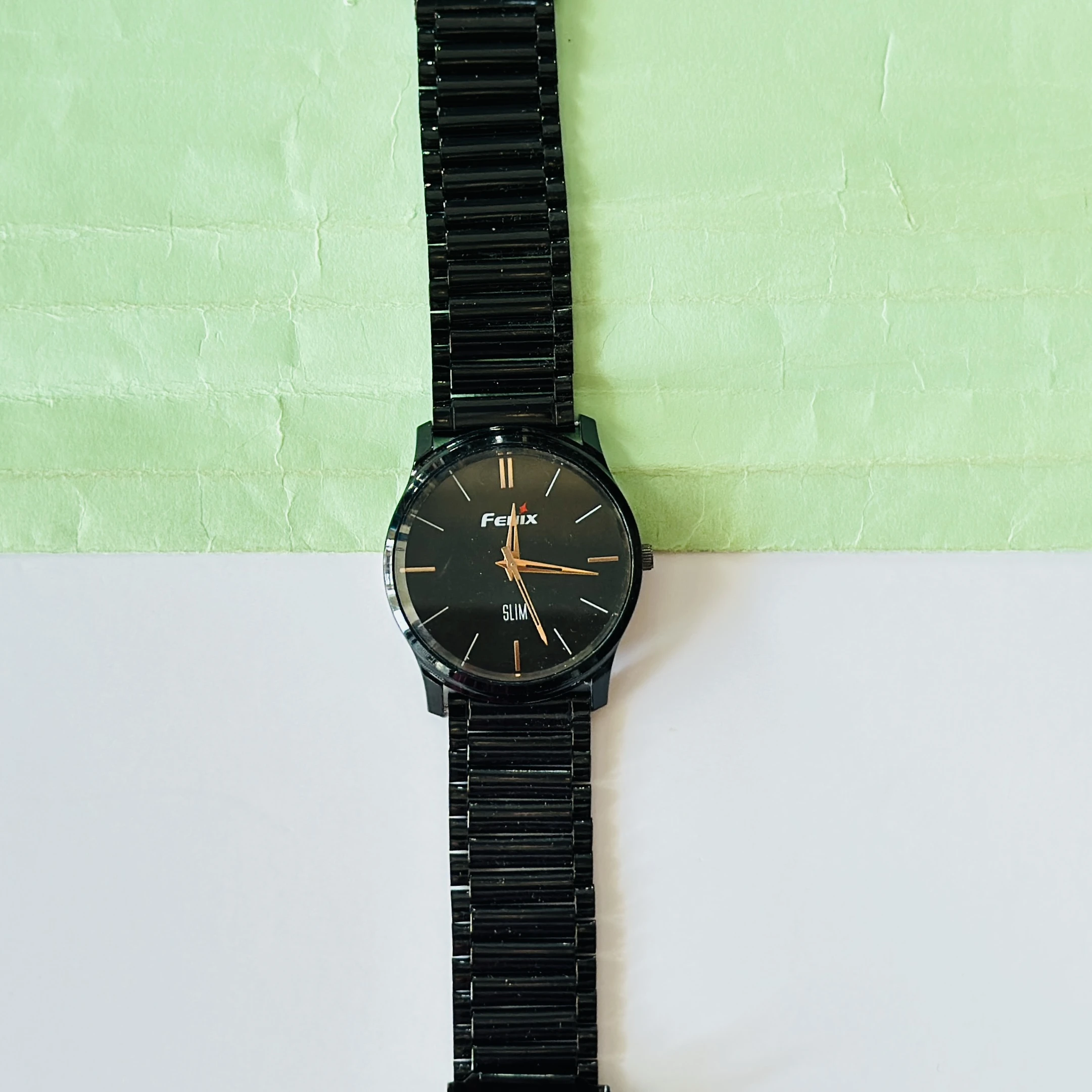 Black Analogue Watch for man’s