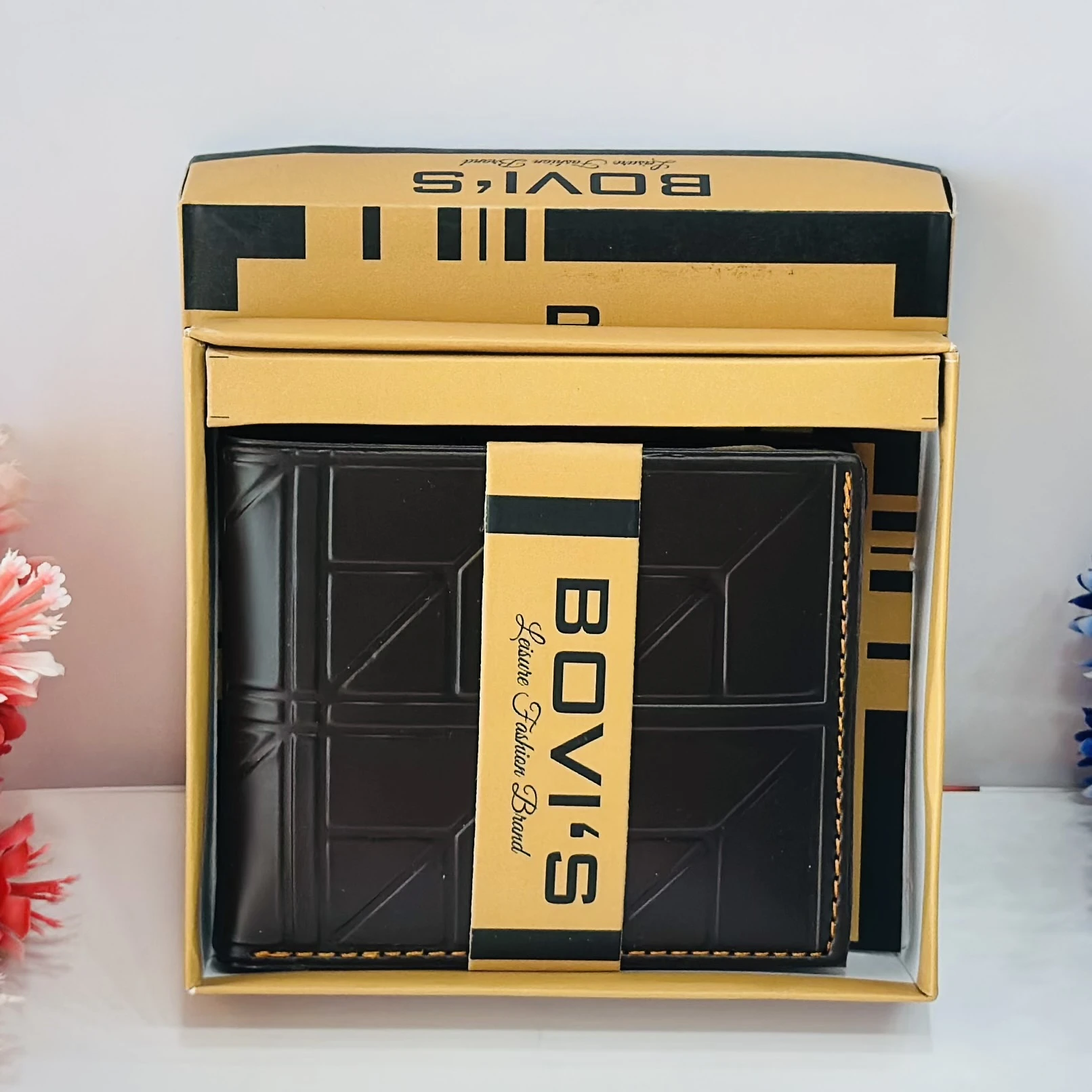 Bovi's Leisure Fashion Brand men's black genuine leather wallet.