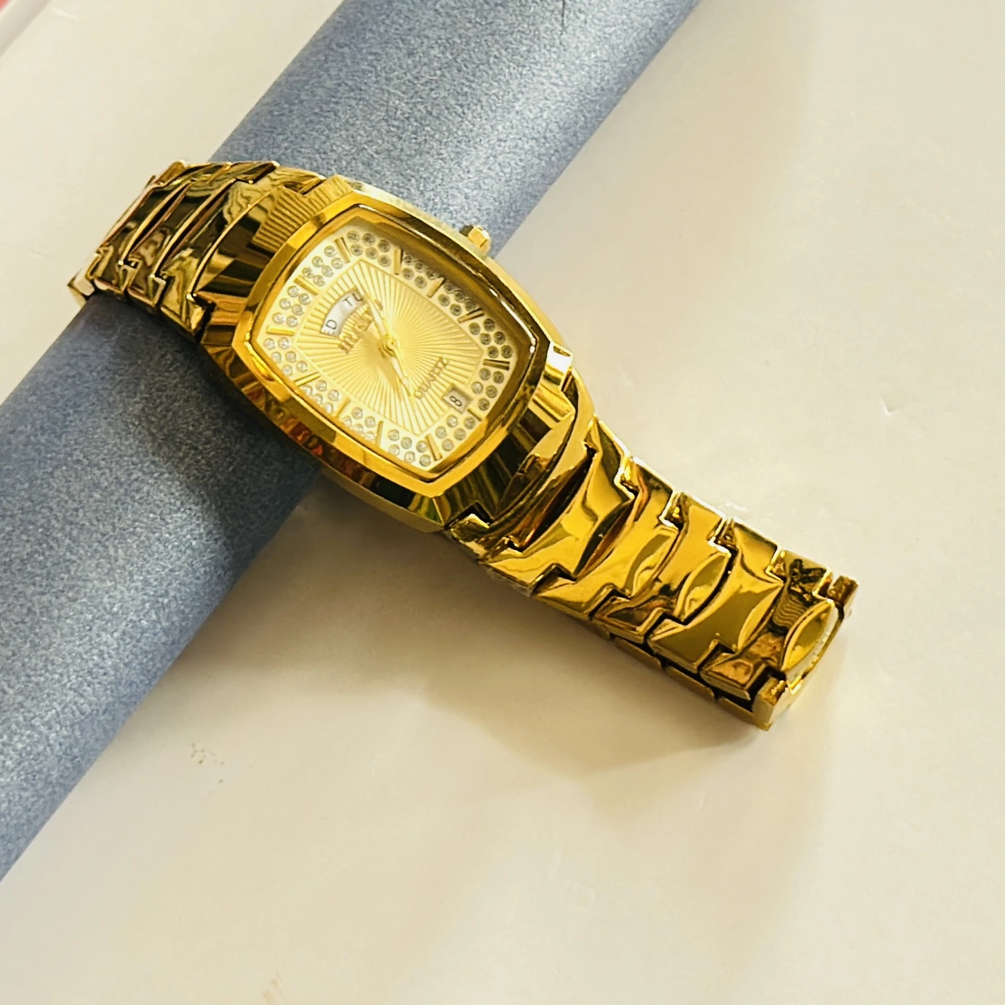Analogue watch for man’s
