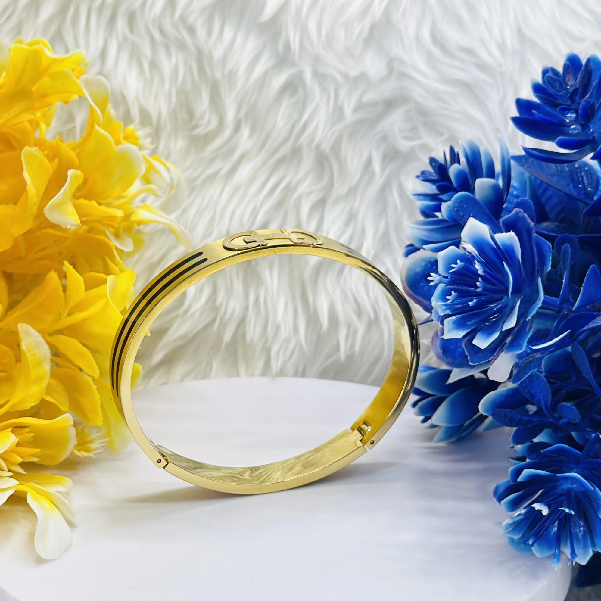 Gold plated Breslet (Kada)