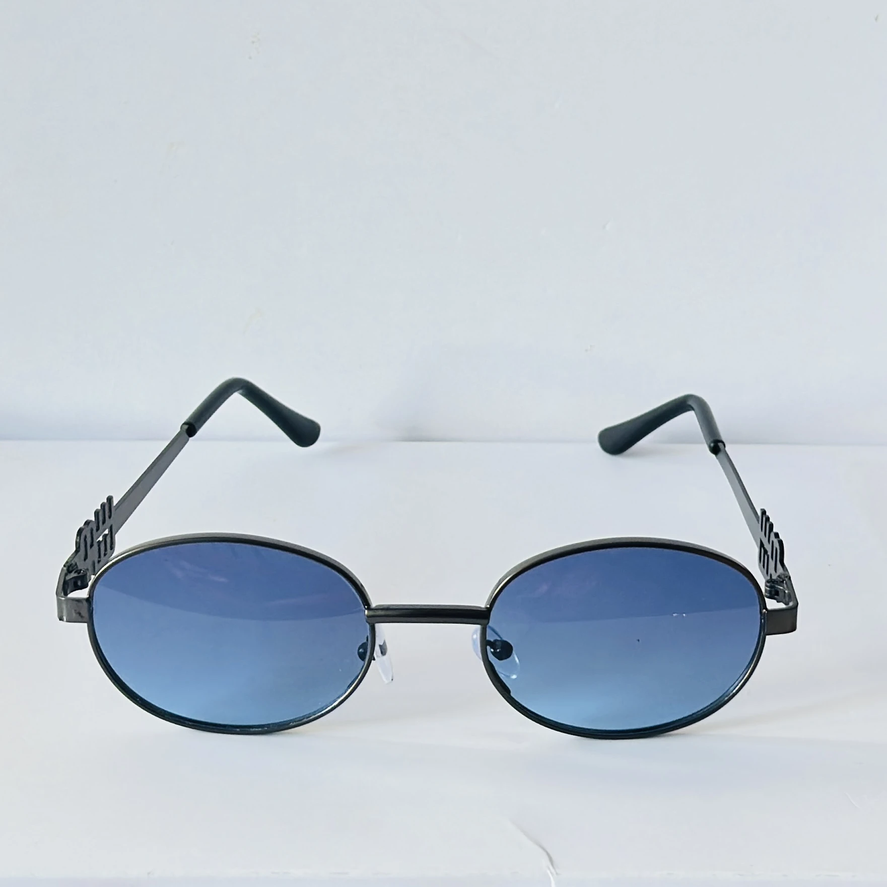 vintage Matrix-style slim oval metal frames