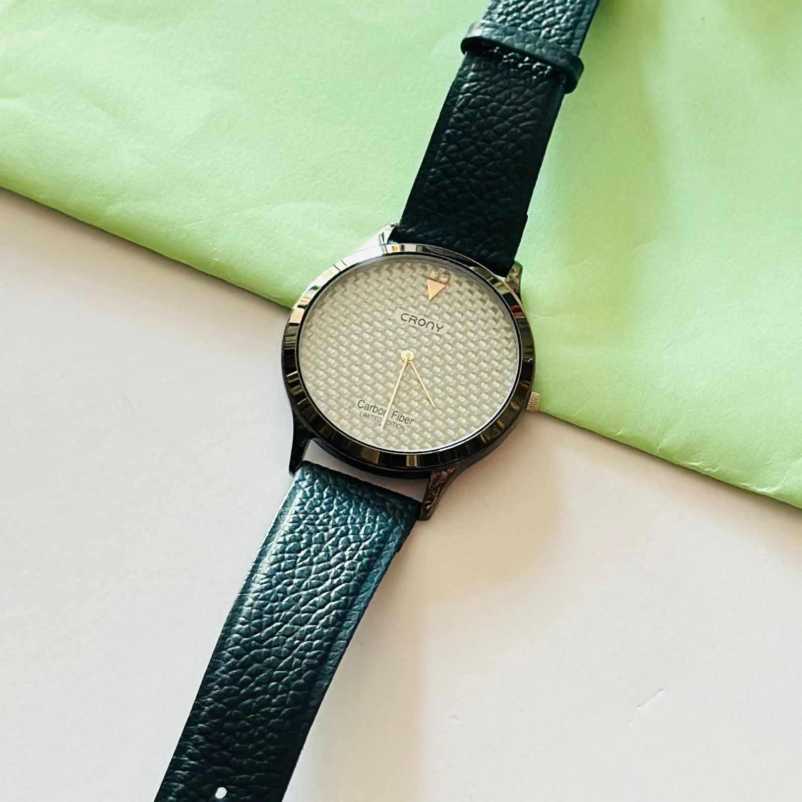 Black analog watch For man’s