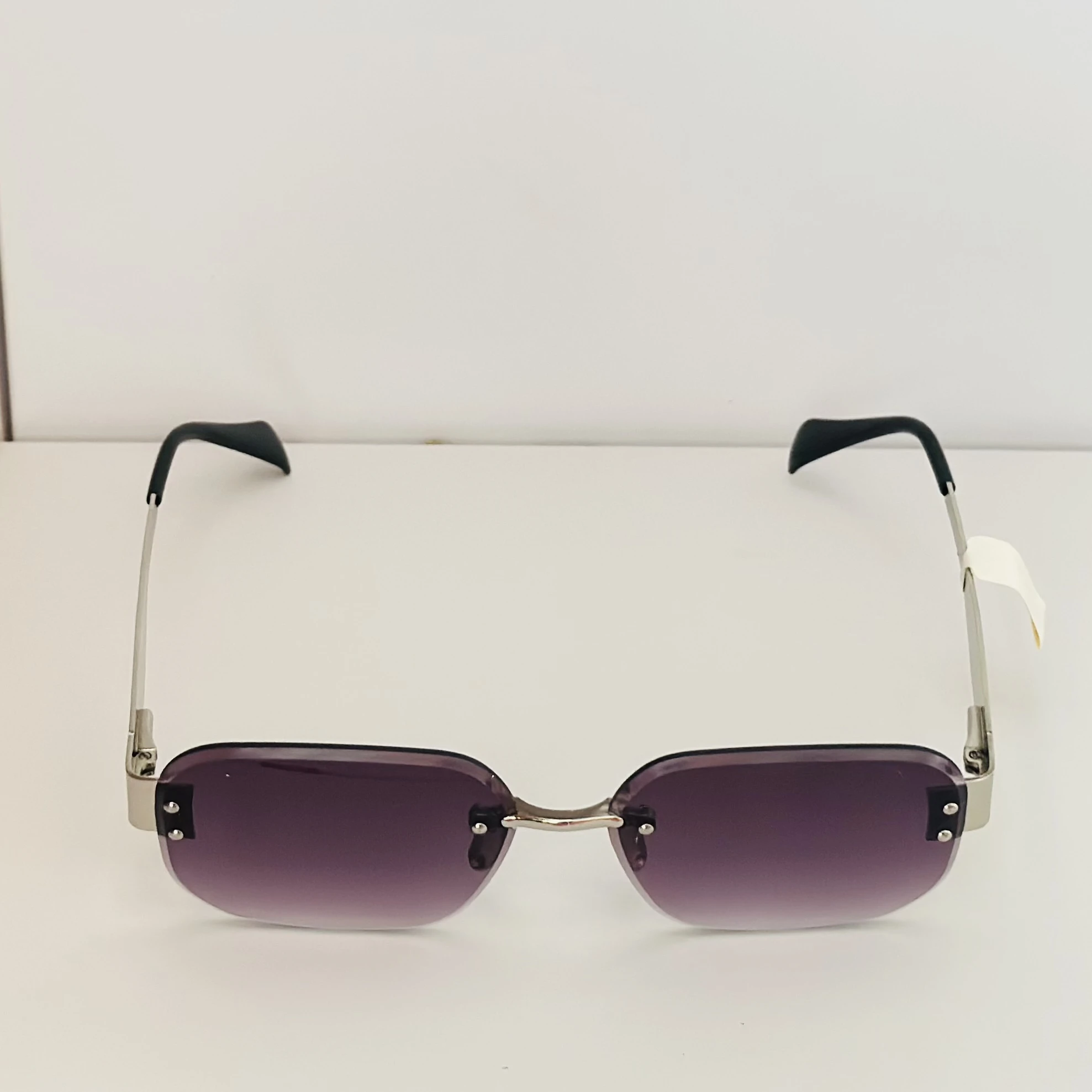 Rimless rectangular sunglasses