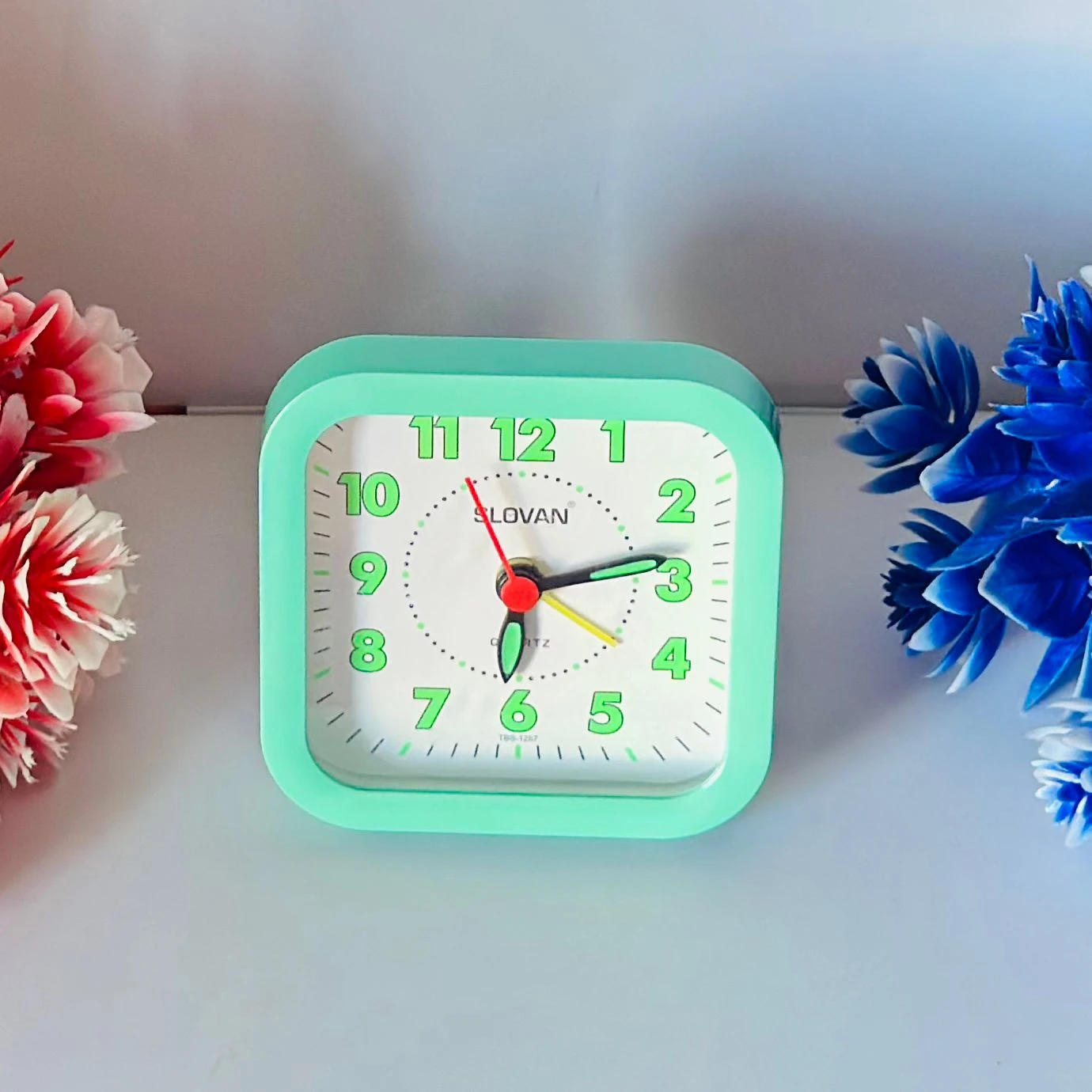 Table Alarm clock
