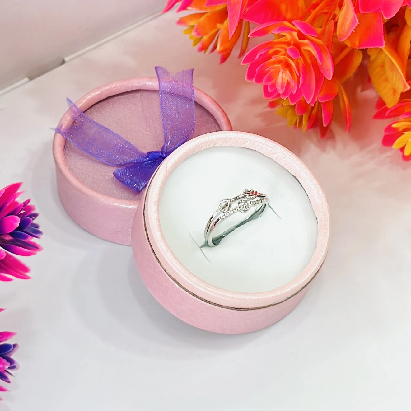 silver-toned, adjustable, open-band nail ring