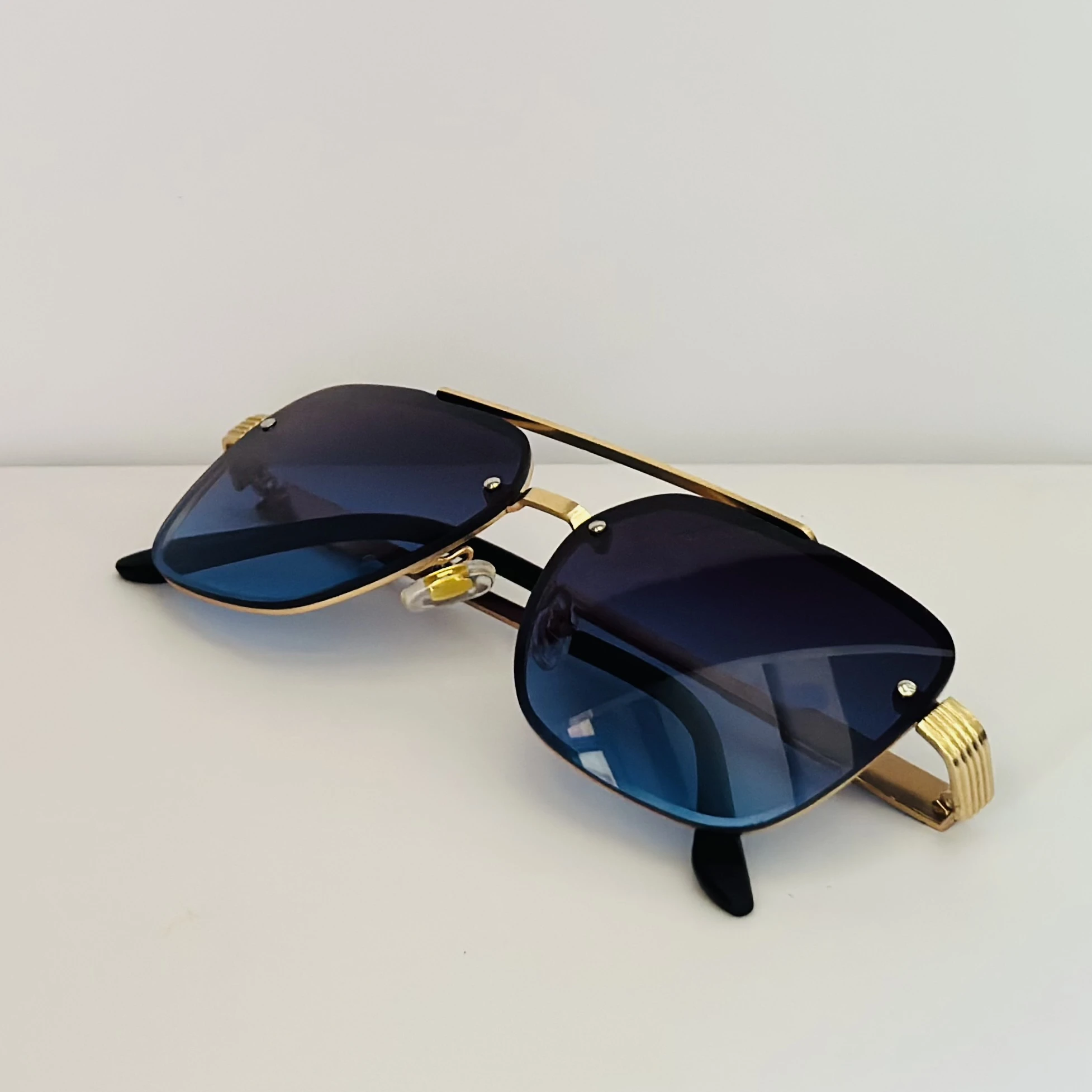 IDOR UV Protected Premium Metal Sunglass
