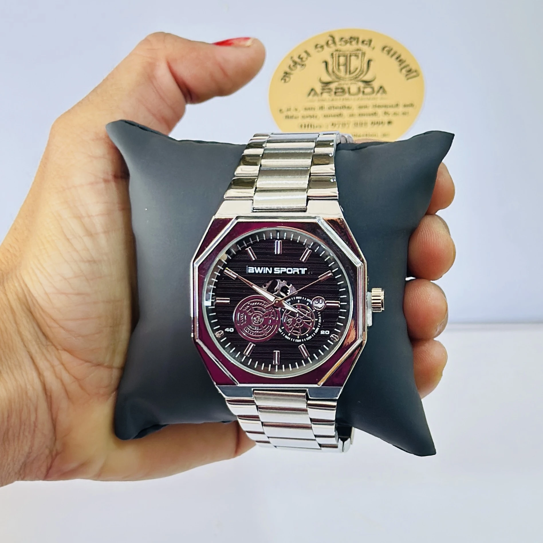 Quartz Analogue Watch