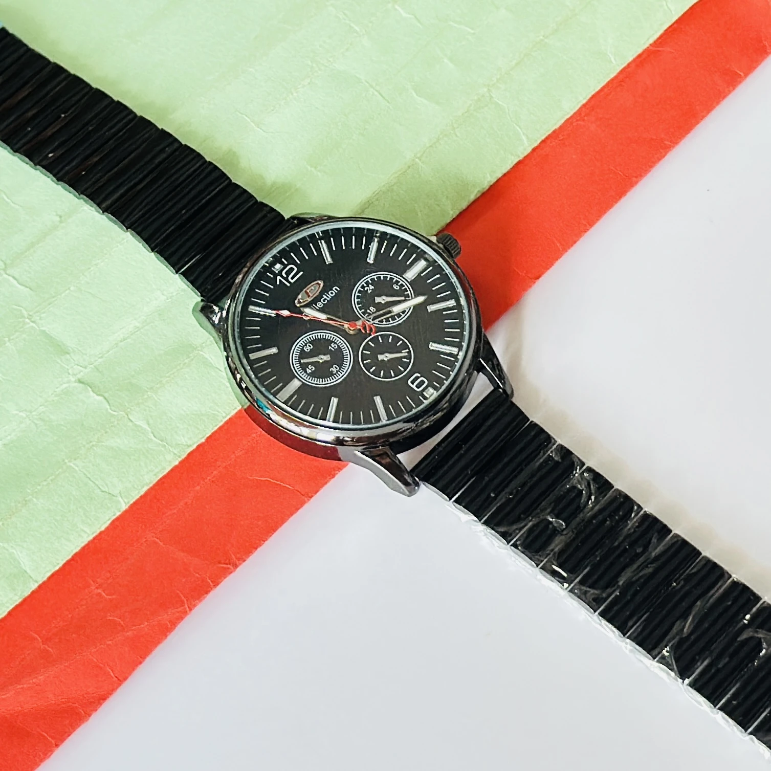 Black analog wristwatch