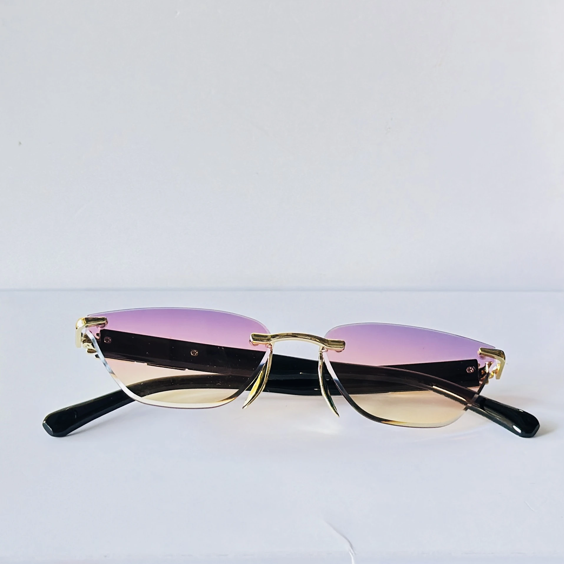 Rimless cat-eye sunglasses