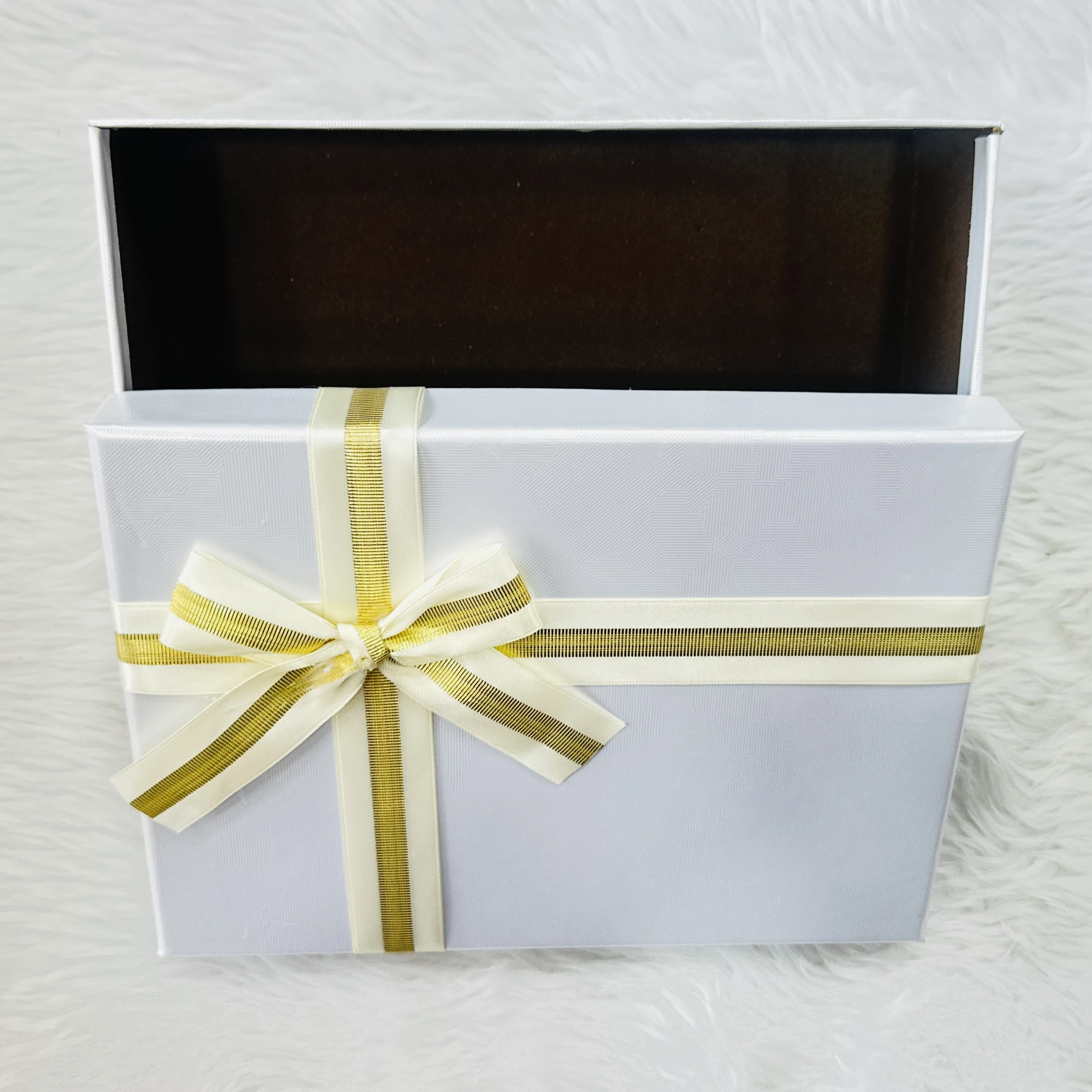 White Gift Box (Size 9/7)