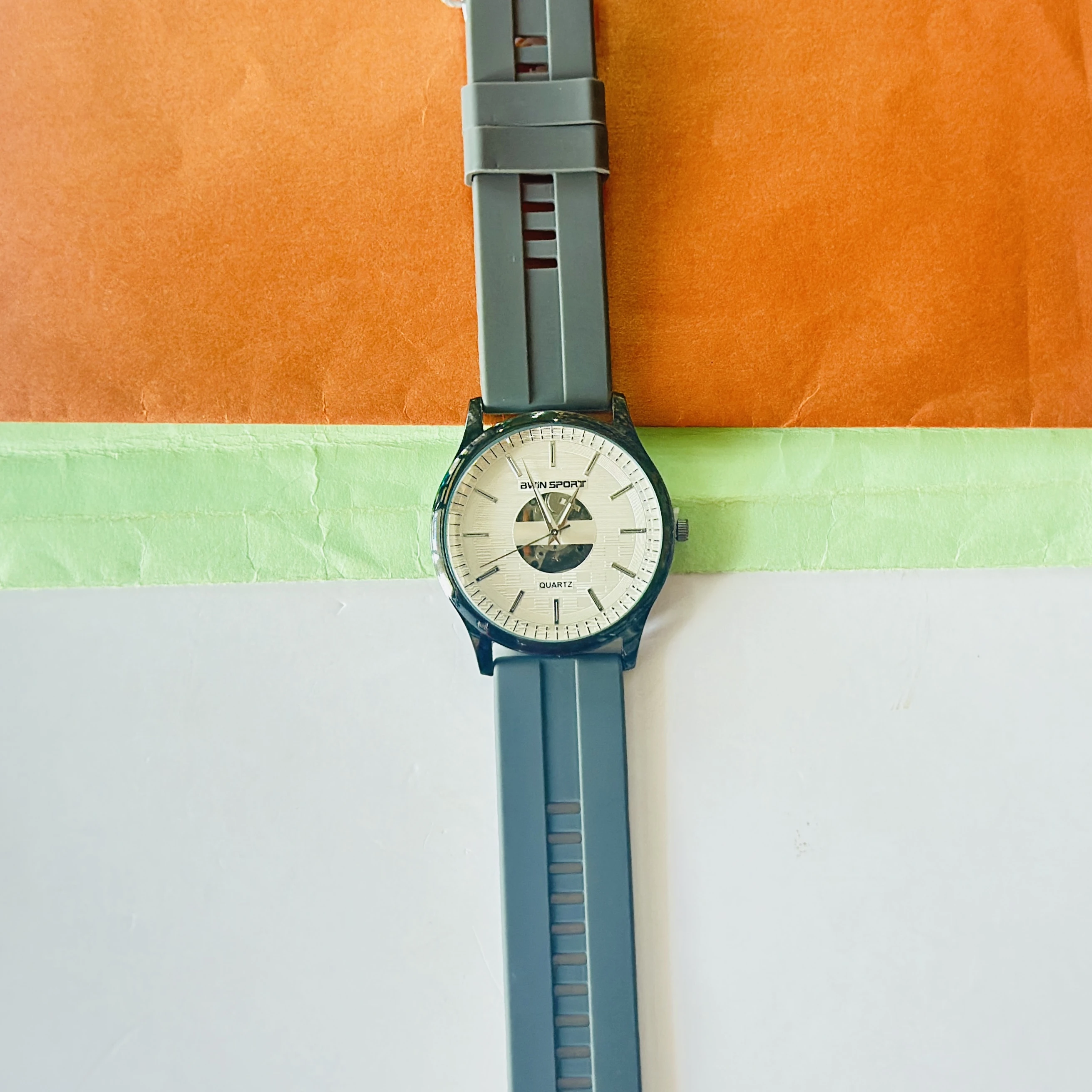 Quartz Analogue Watch for man’s