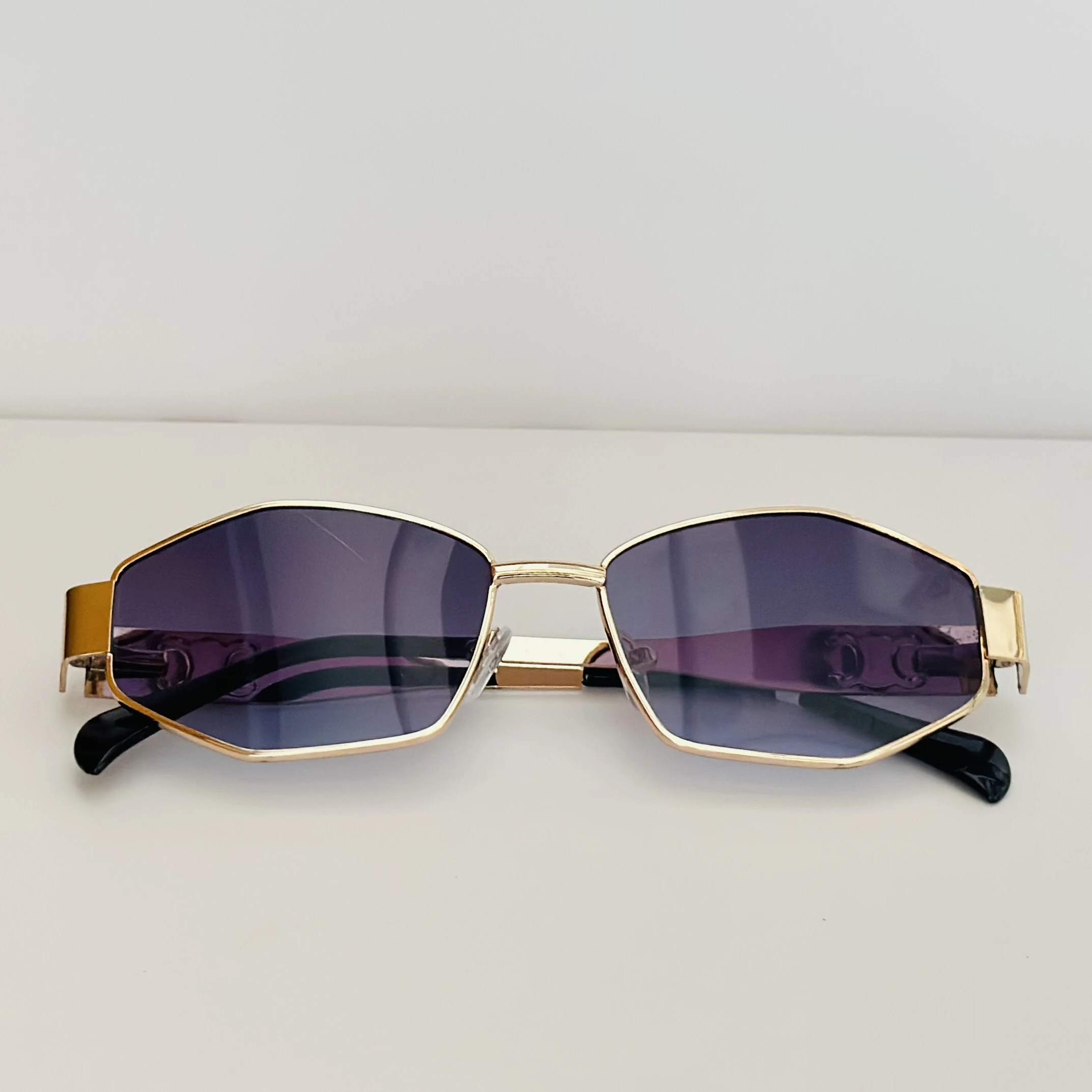 Golden metal frame sunglasses
