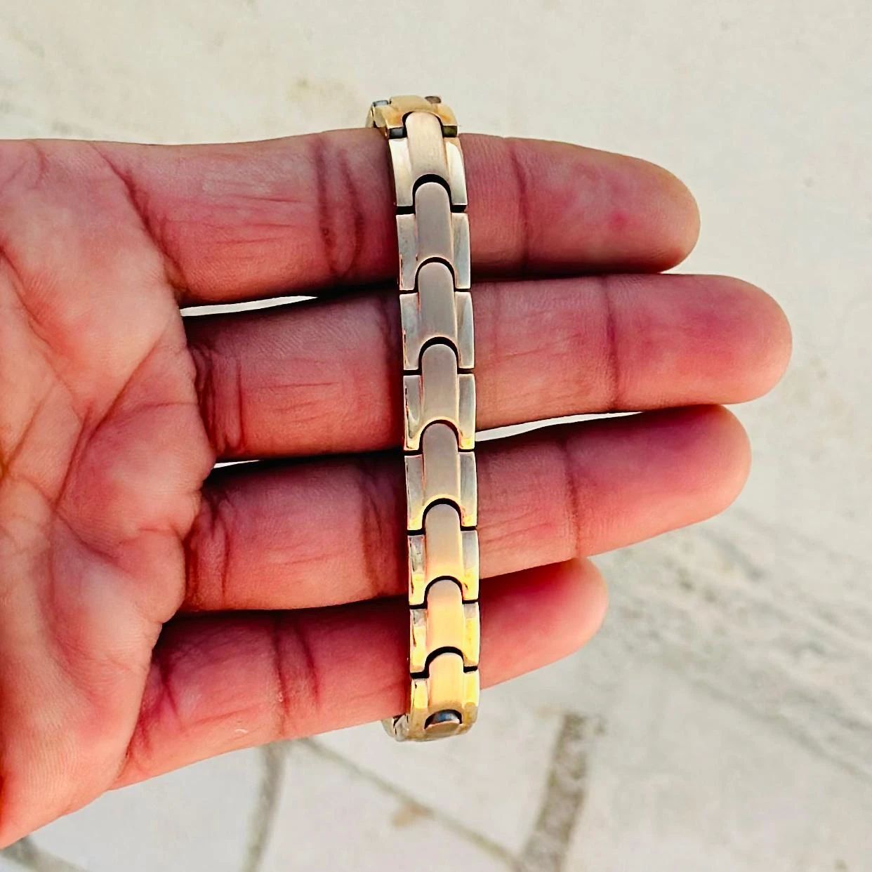 Gold design Breslet