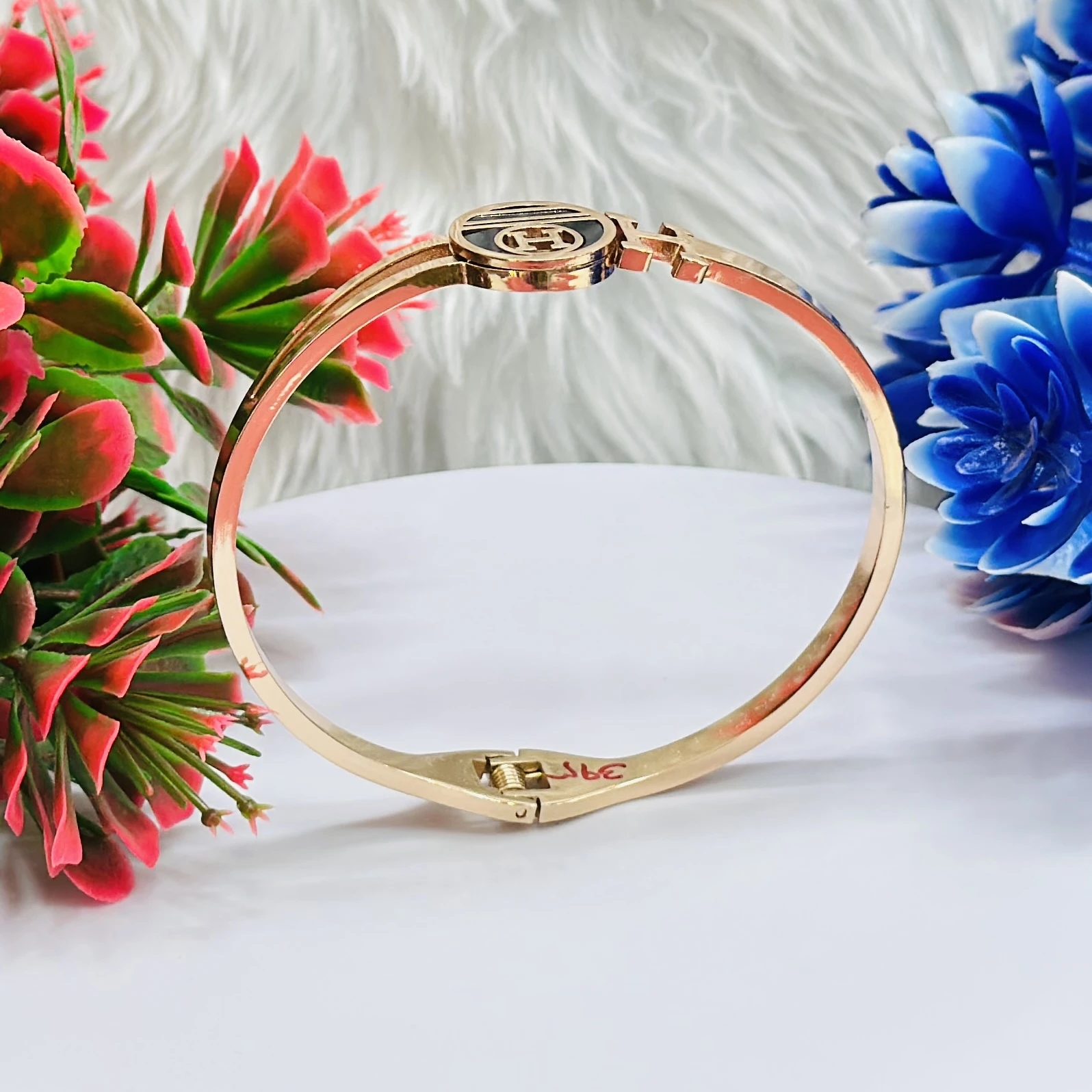 Gold plated Breslet for Girls