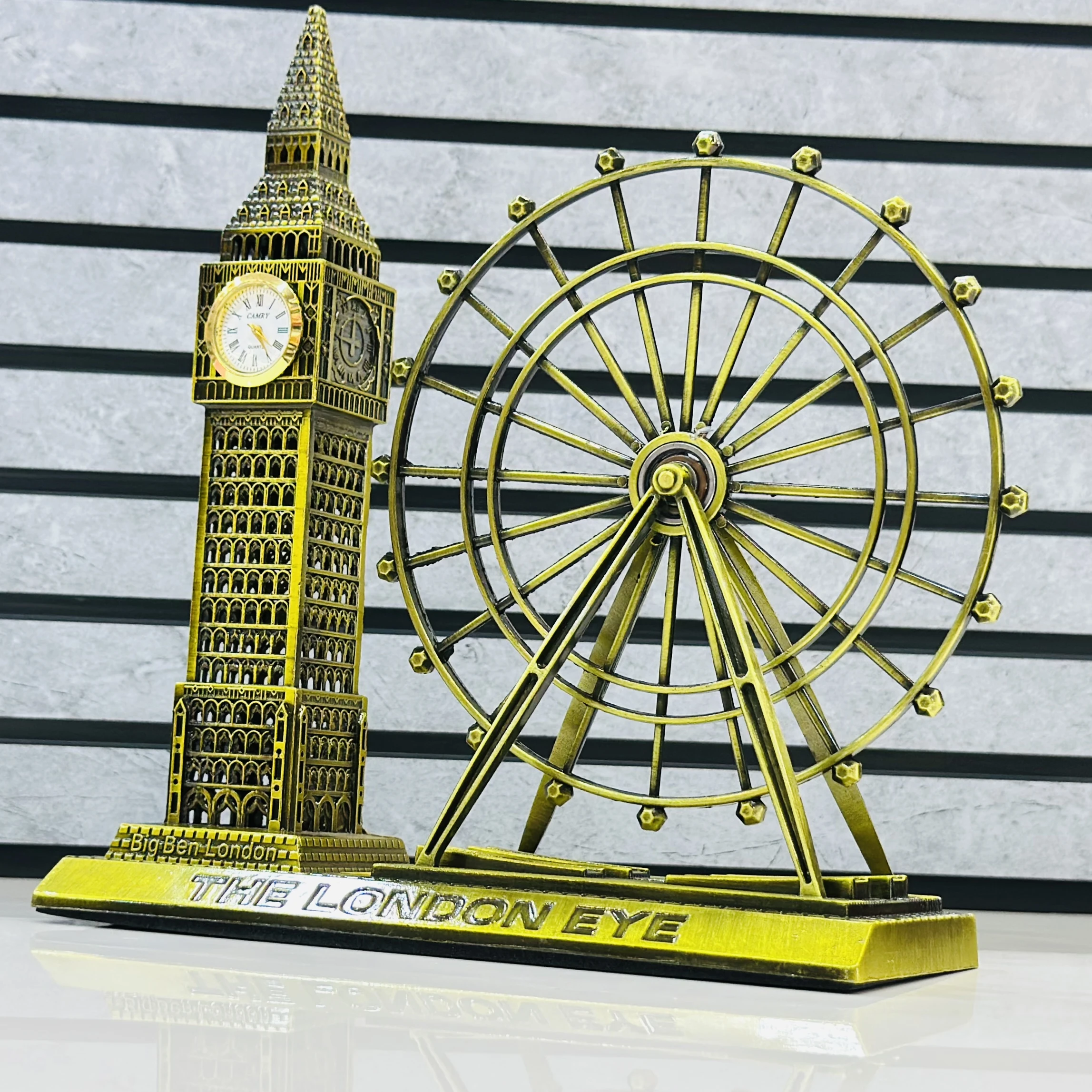 London Big Ben Tower and London Eye souvenir showpiece.(SKU-44KB03)