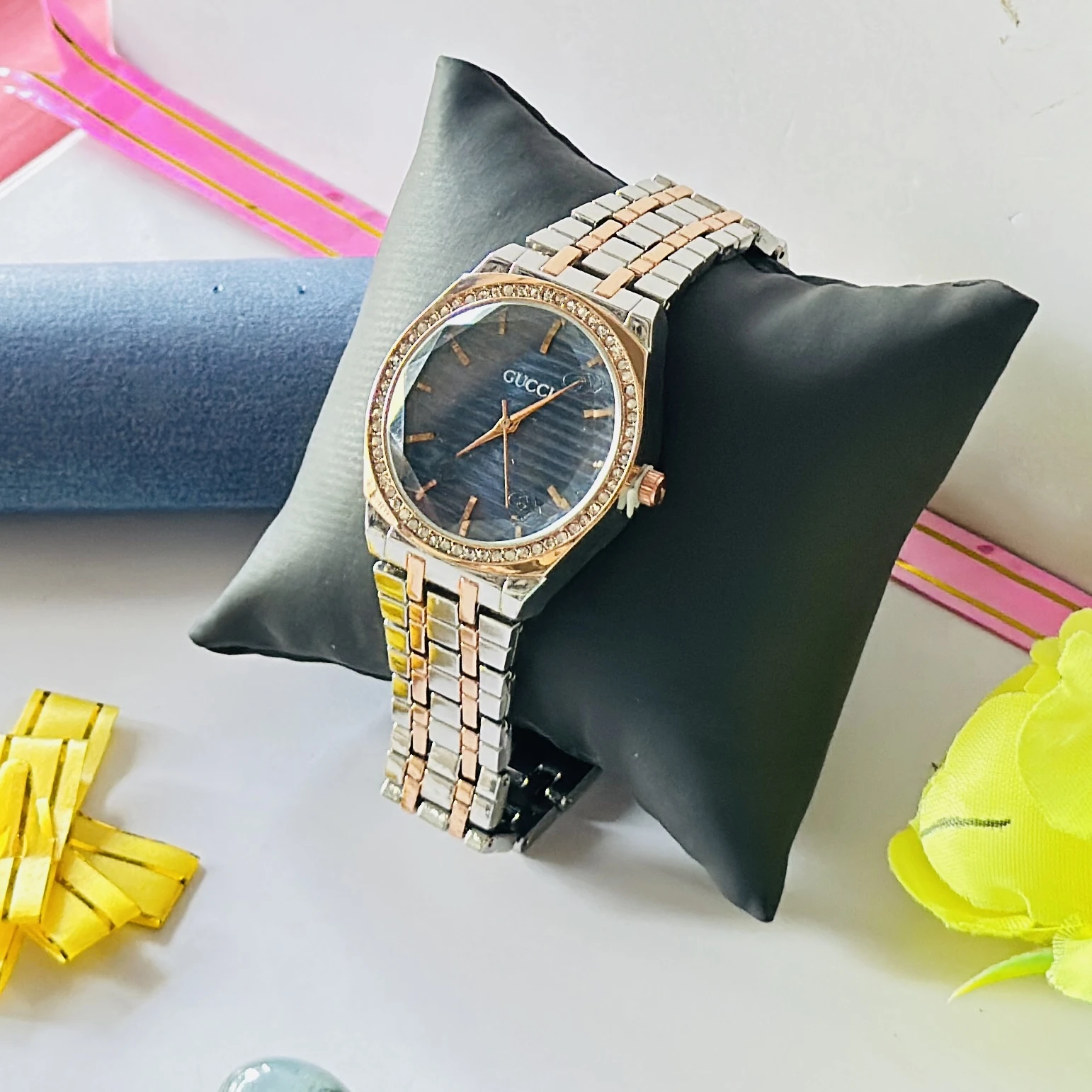 Analogue watch for girls
