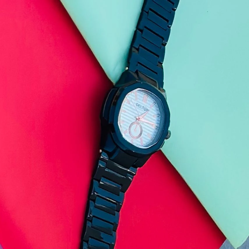 Black analog watch For man’s
