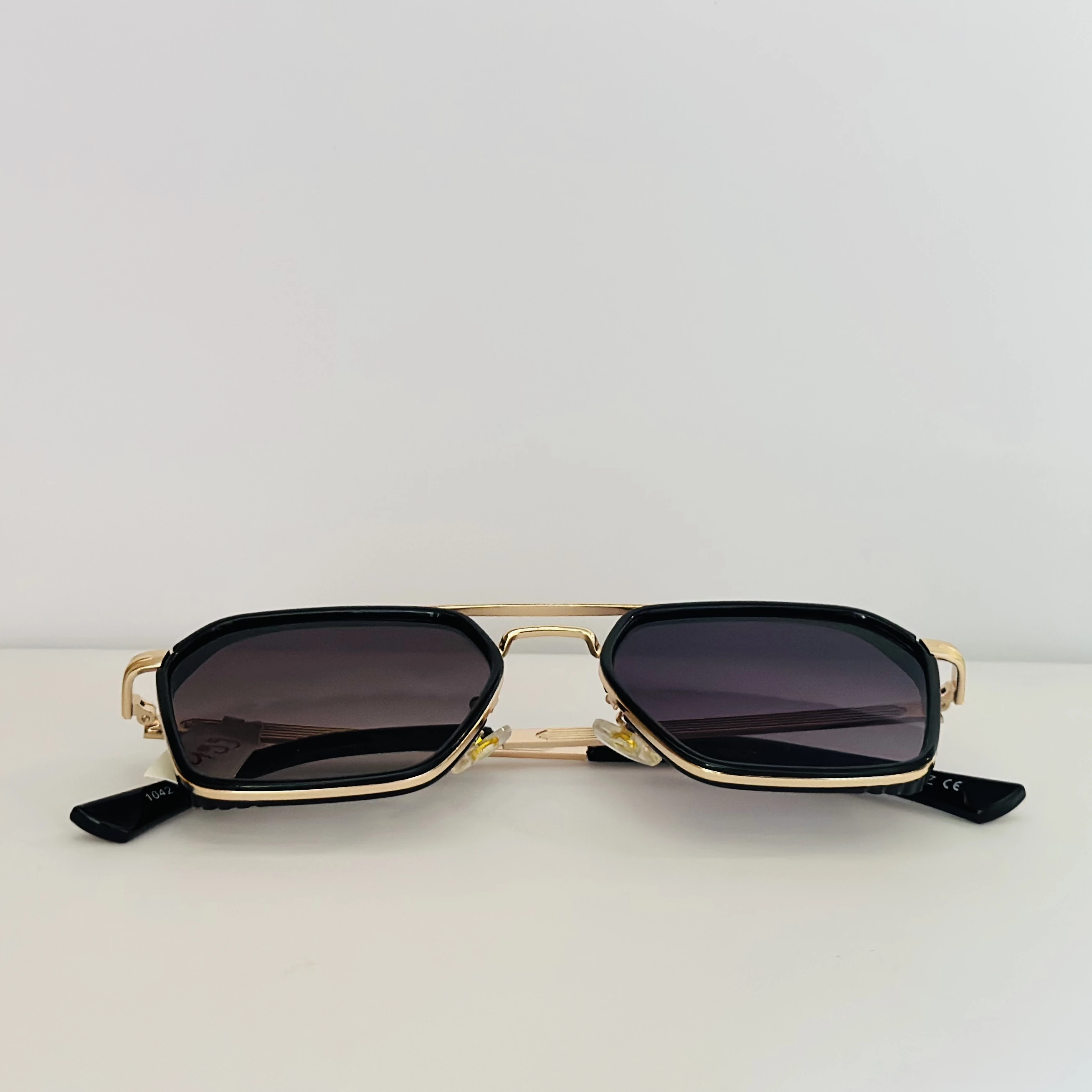 Hugo Boss 1042/S men's sunglasses.