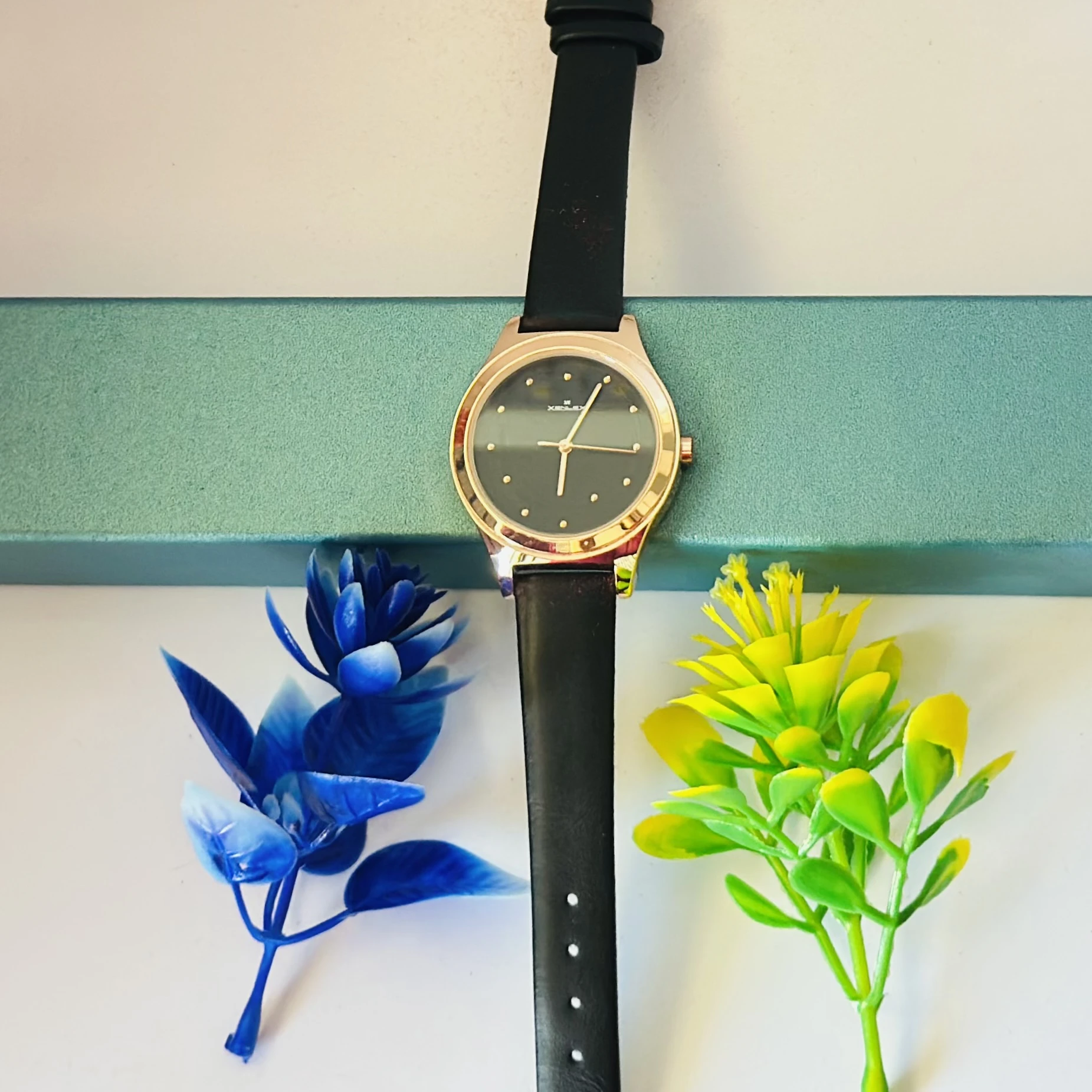 women's analog watch
