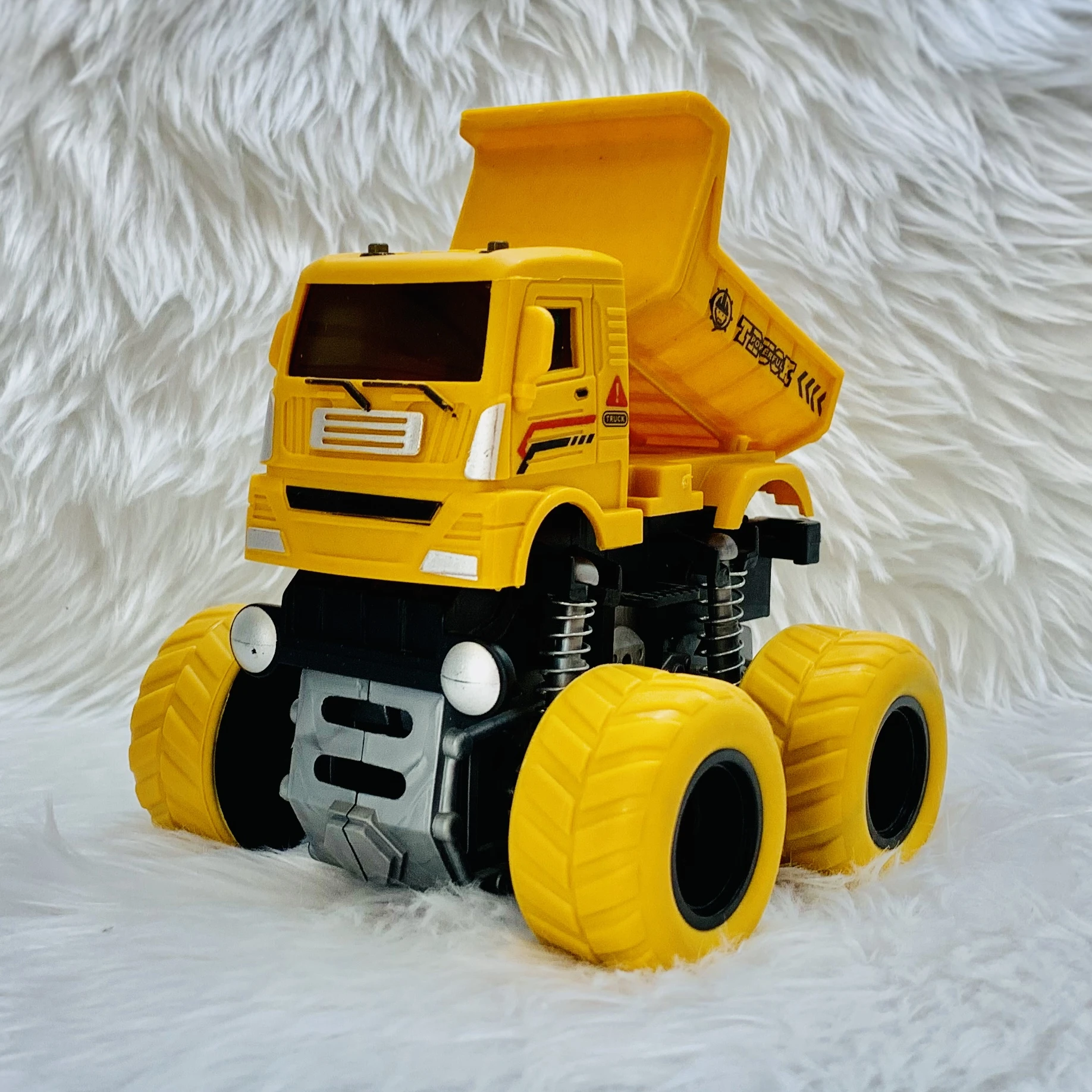 Twinkly & Shine Monster Truck Construction Toy