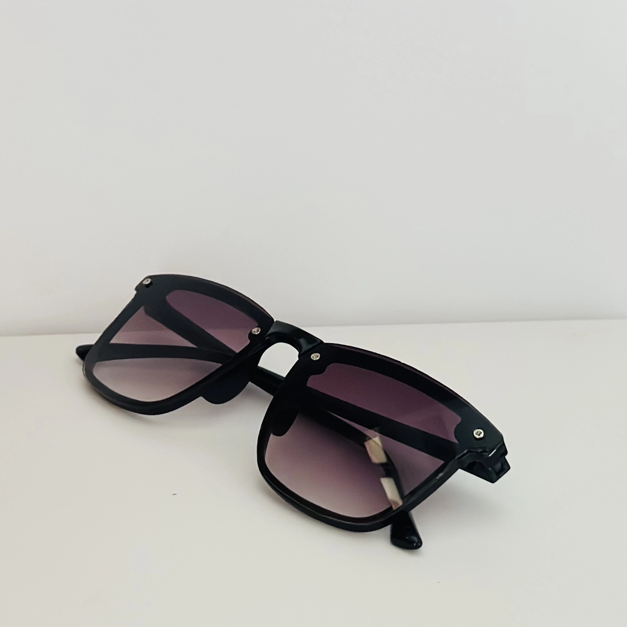 Baleshare Polarised Noon sunglasses.