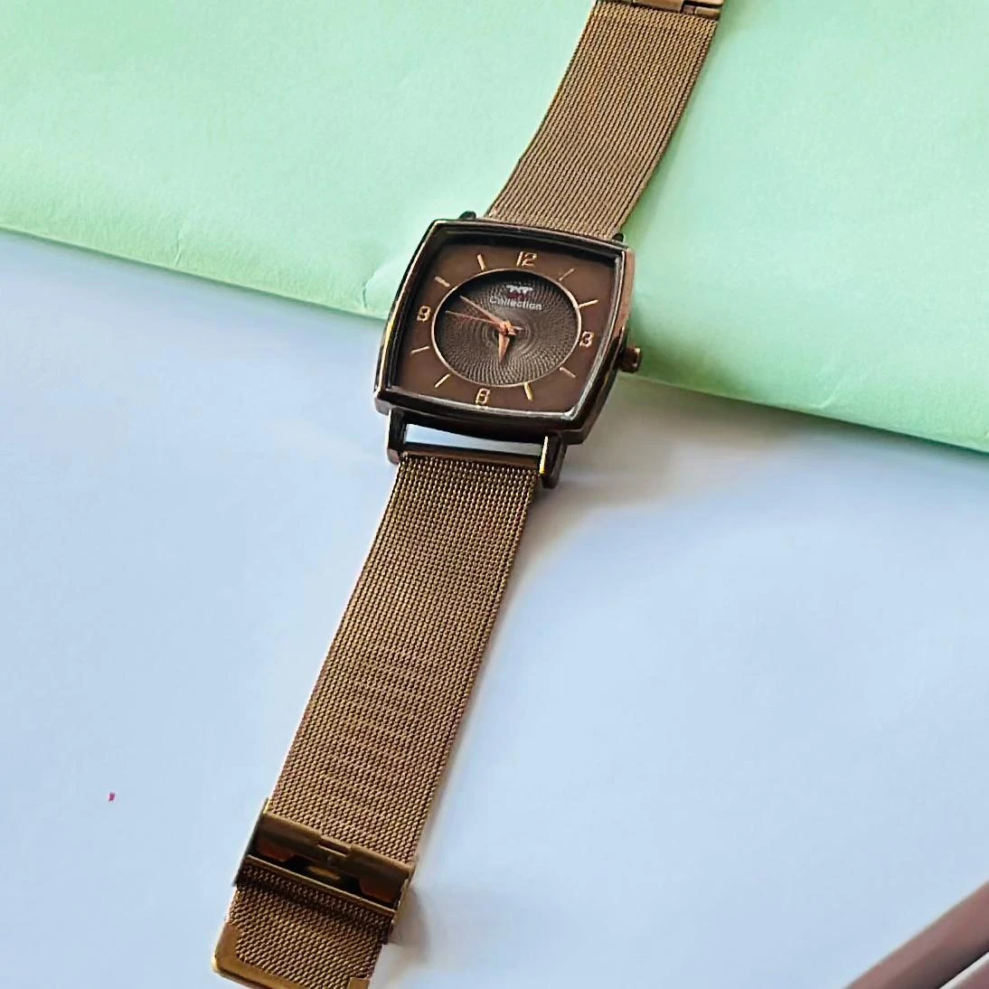 Black analog watch For man’s