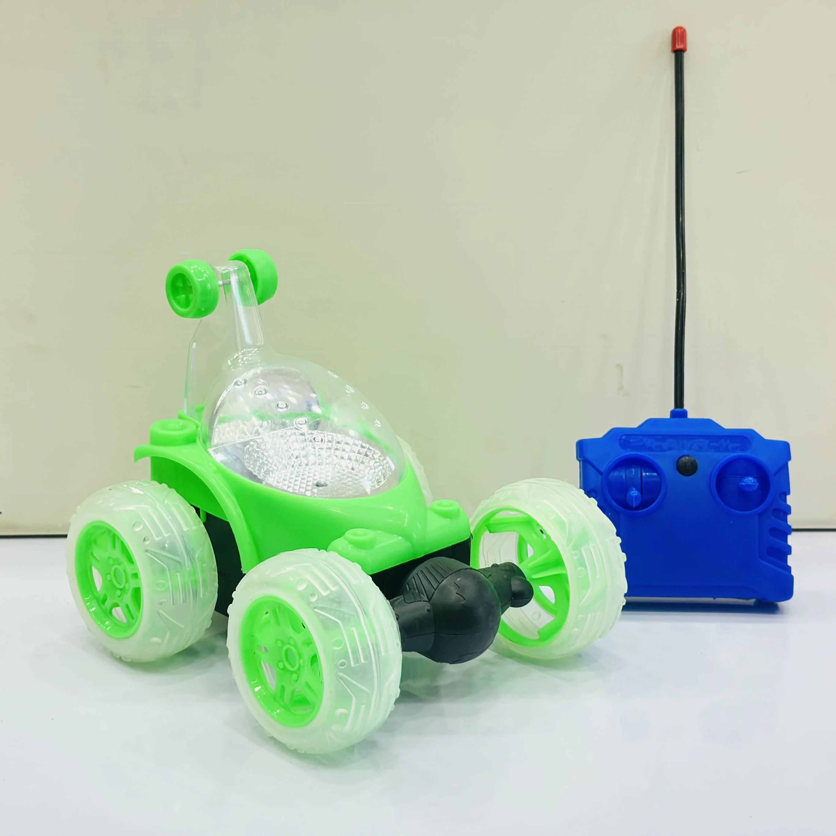 Remote control stunt car