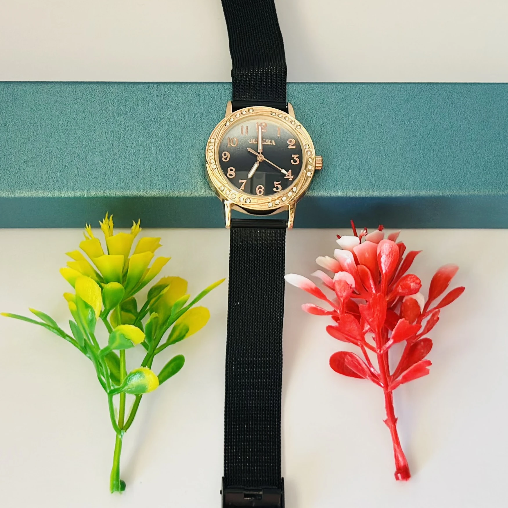 Rose gold-plated analog watch