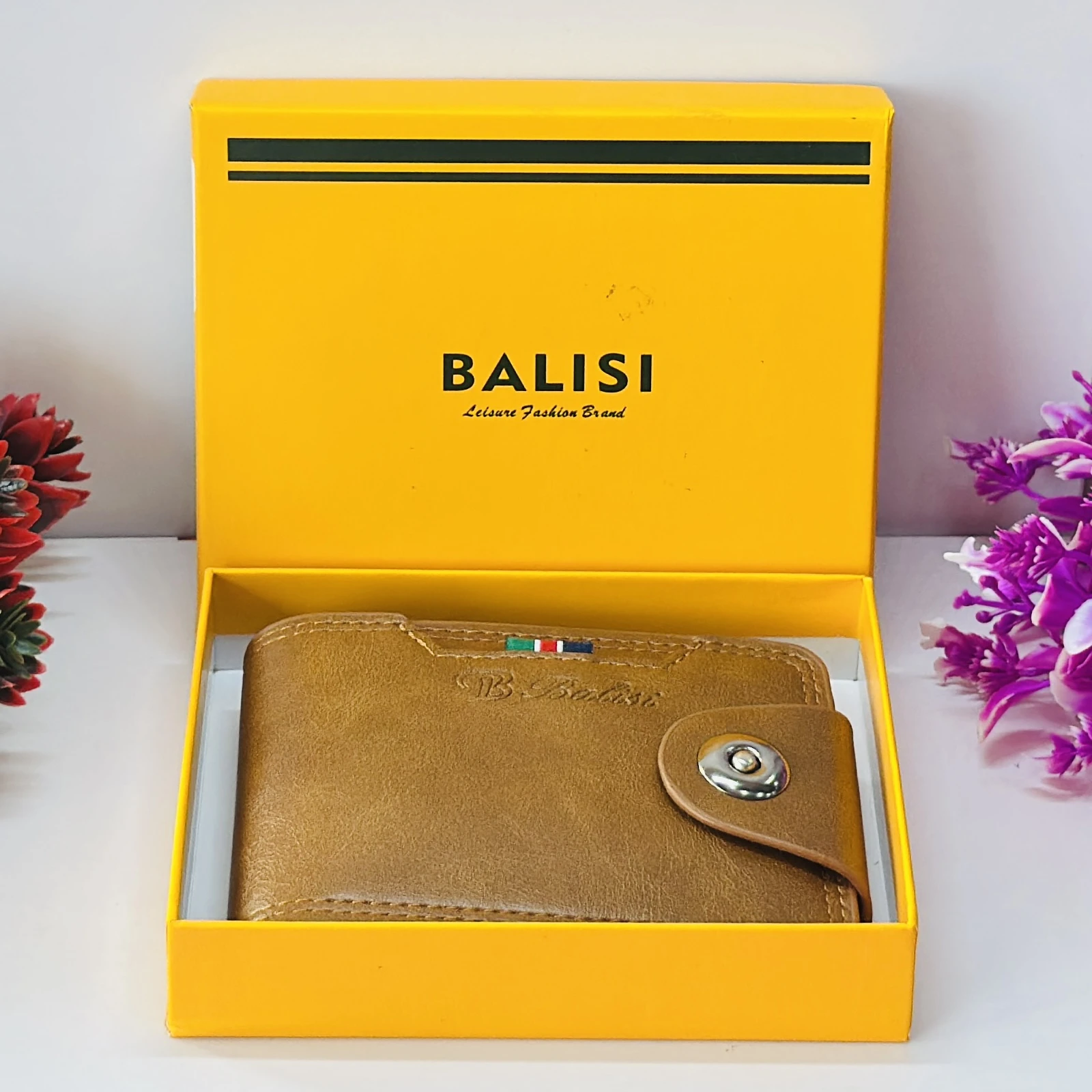 Brown artificial leather Balisi trendy fashion wallet for men.