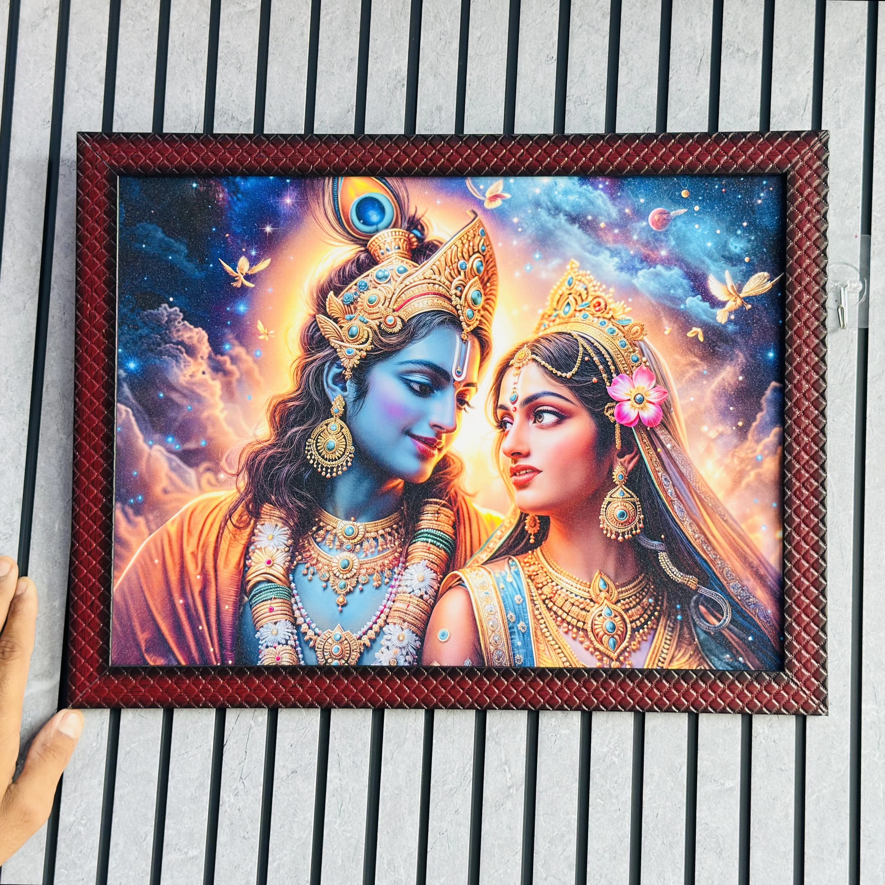 રાધા ક્રિશ્રના વોલ આર્ટ (SKU-TPJLQ5)