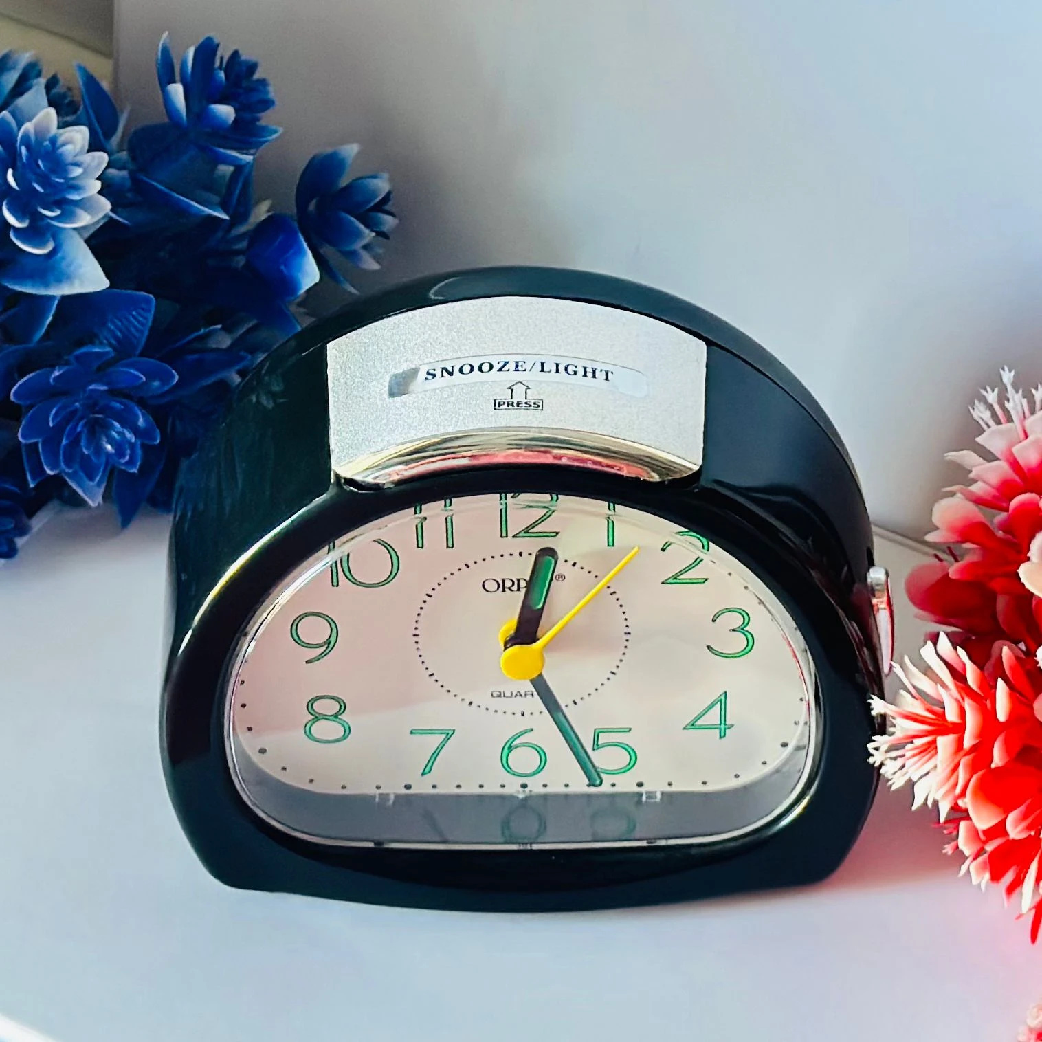 Plastic Beep Table Alarm Clock