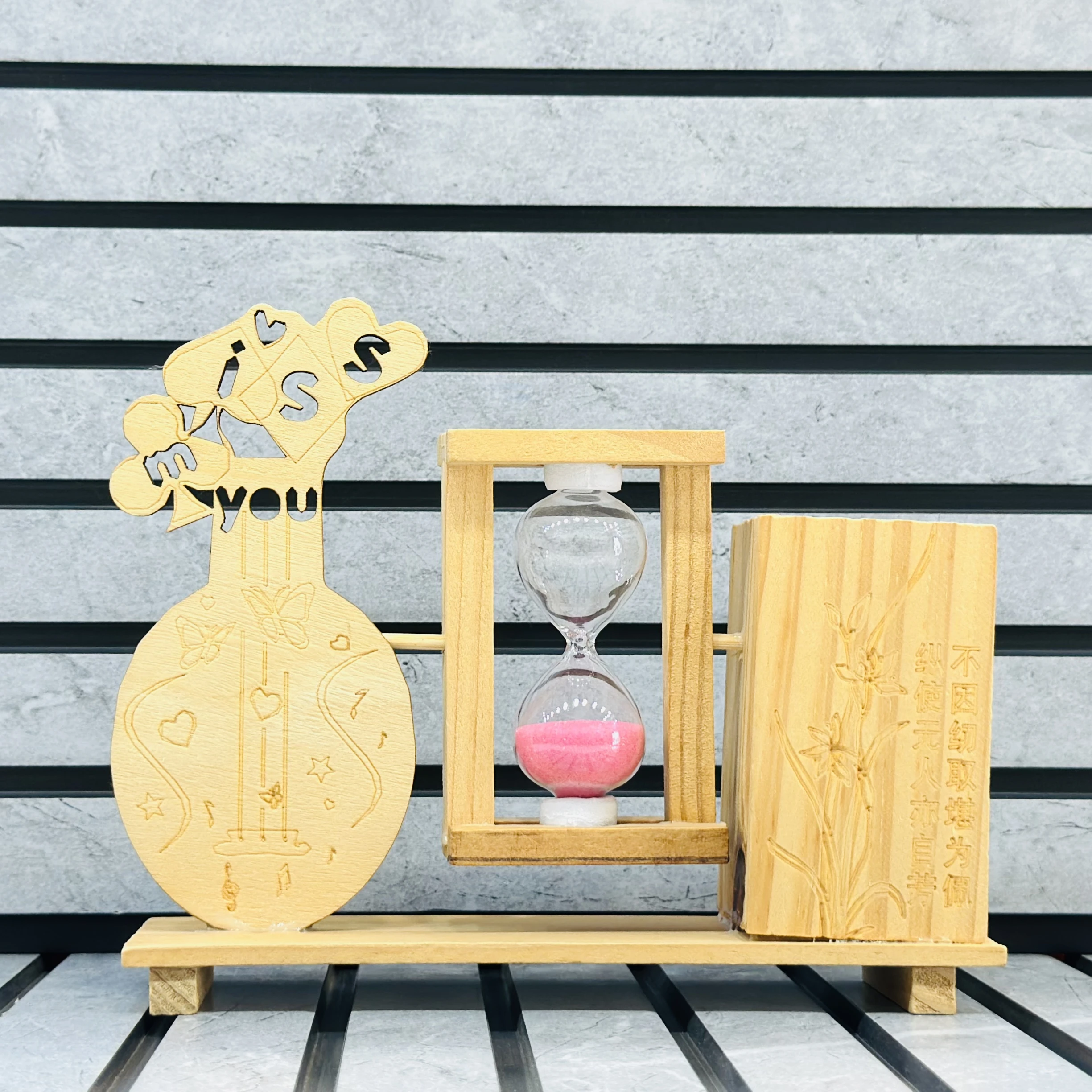 Wooden pen stand (SKU-Q5WC5X)