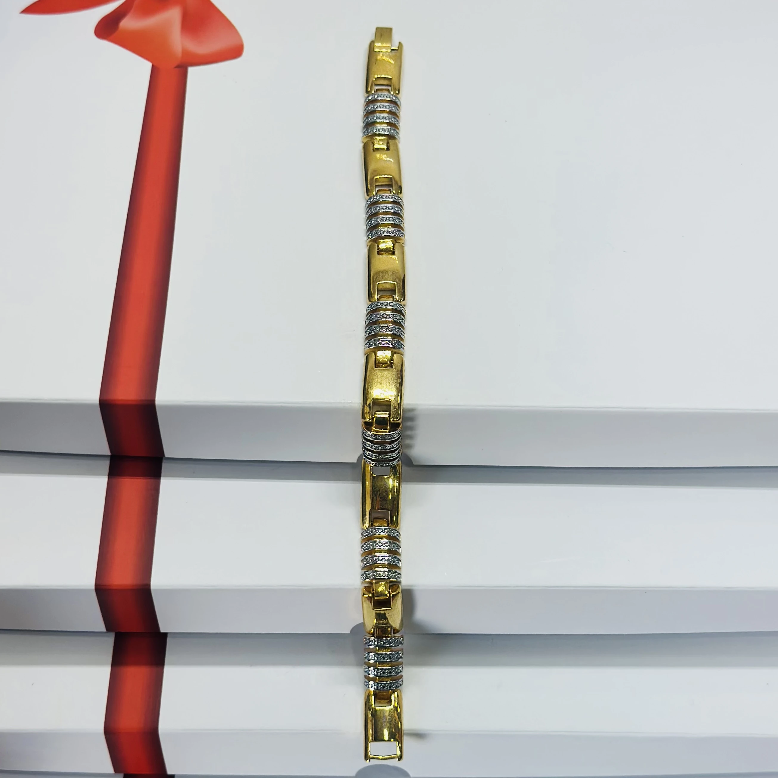 Gold plated Breslet for men’s