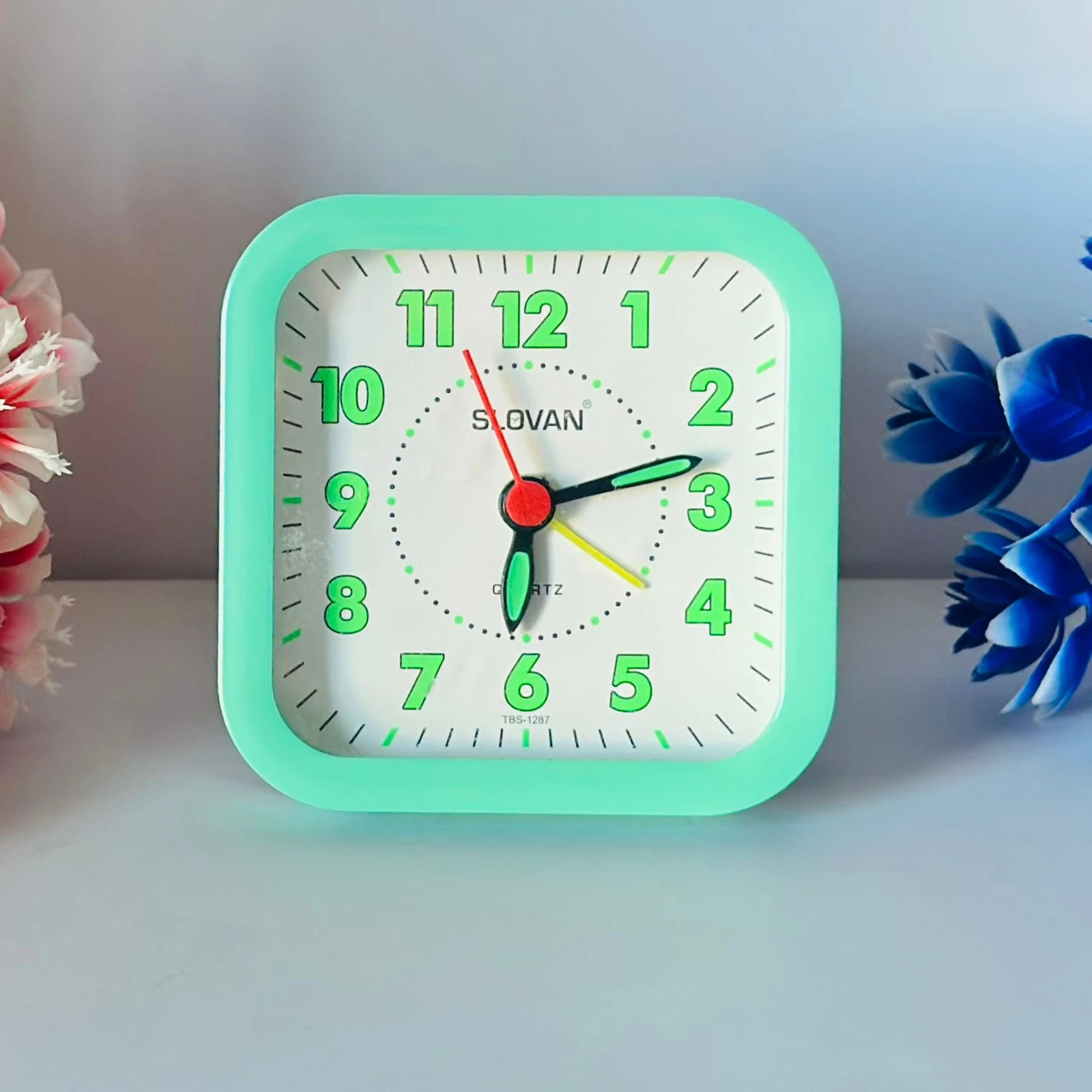 Table Alarm clock