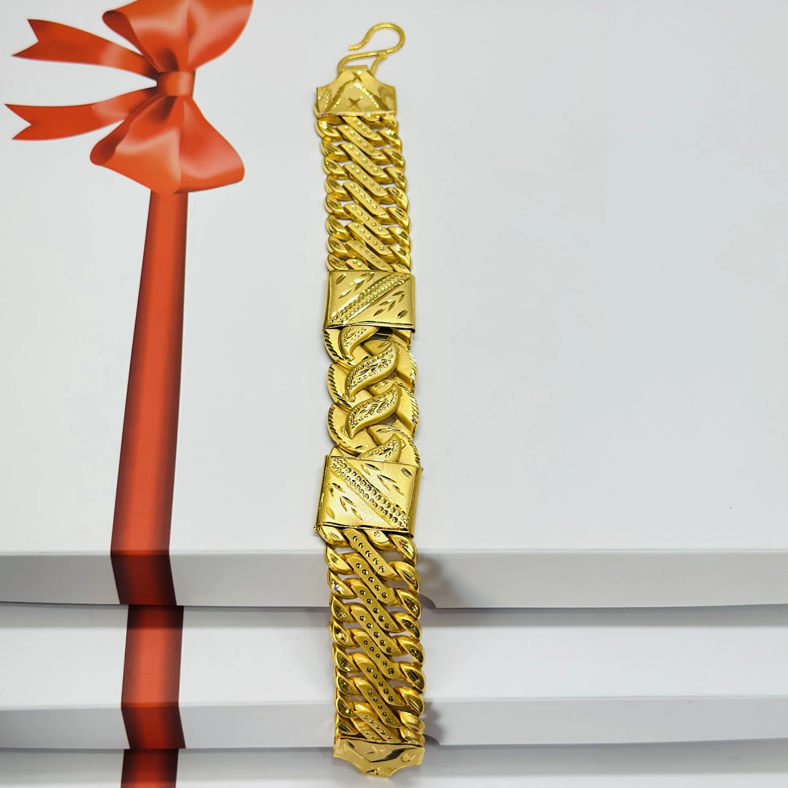 1 GRAM GOLD DIAMOND BRACELET FOR MEN